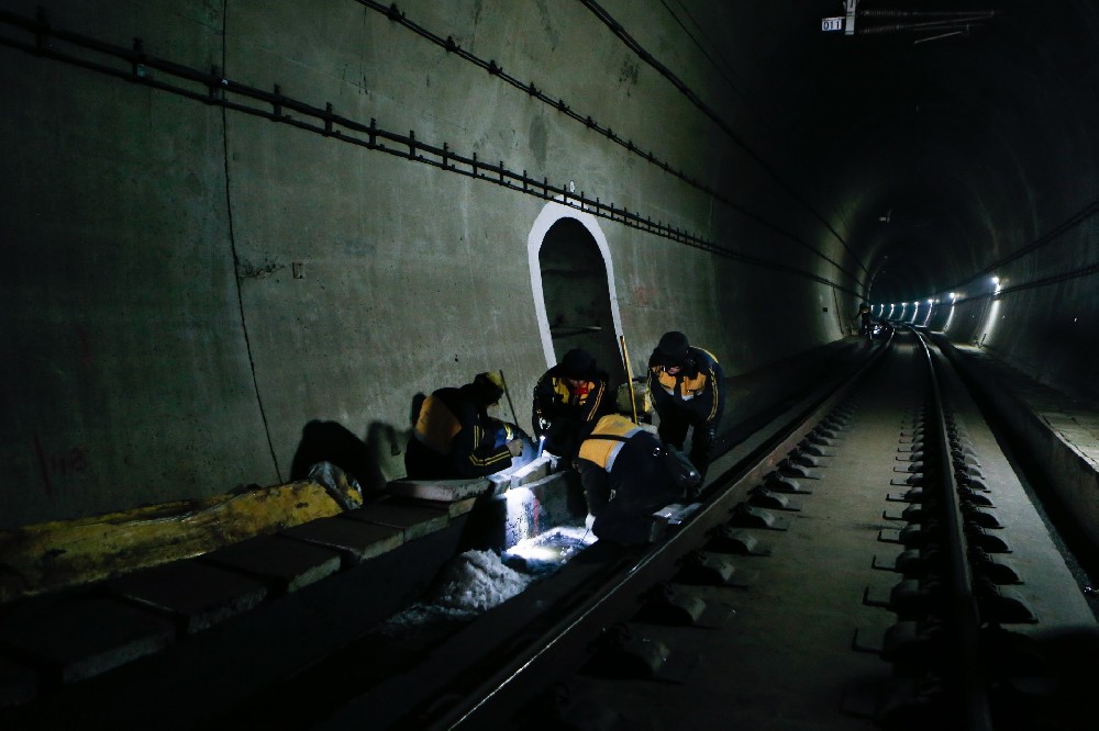 南通铁路运营隧道病害现状